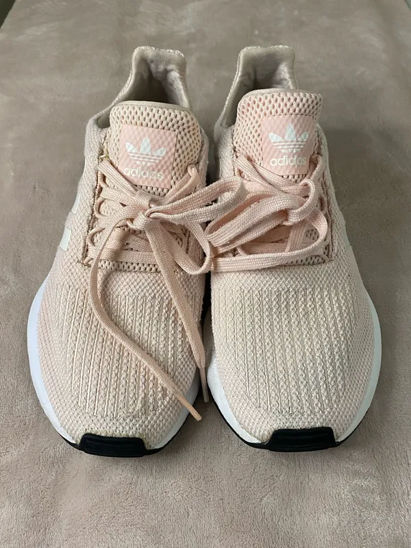 NEW! Adidas Women’s Originals Swift Run Ice Pink Athletic Running Shoes - Size 7 - Image 2
