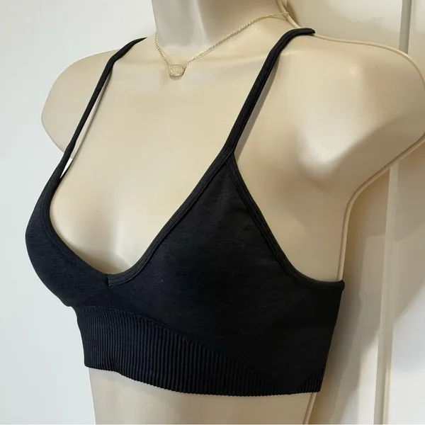 Lululemon Ebb To Street Bra Size 4 Black Ribbed V Neck Crossback Sporty Yoga - Image 7