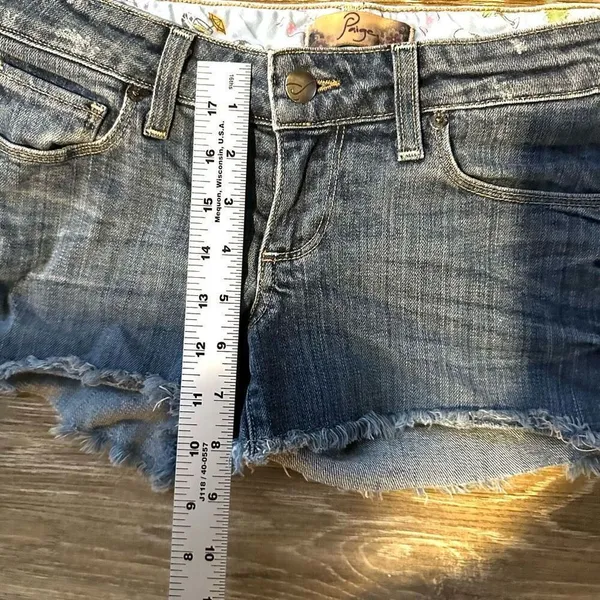 Paige jeans short shorts - Image 12