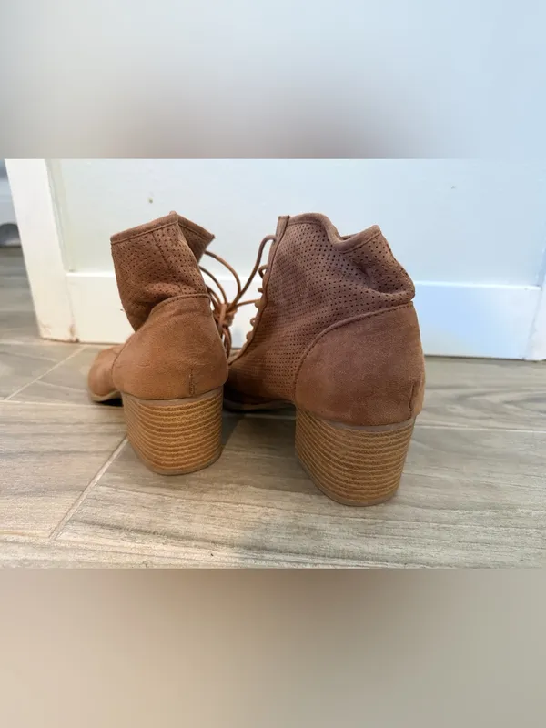 Charlotte Russe Cognac Lace-Up Peep Toe Sandals - Image 4