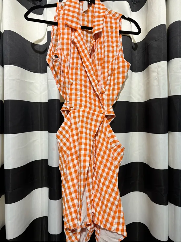SHEIN Orange Gingham Sleeveless Wrap Romper - Image 5