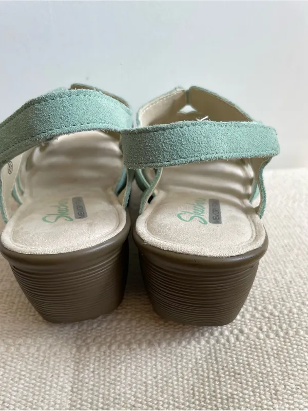 Skechers Suede Wedge Sandals Memory Foam Mint 7.5 Parallel Stylin - Image 3