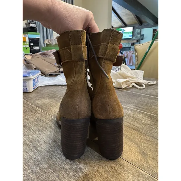 Born Cass Block Heel Lace Up Distressed Suede Ankle Combat Boots Rust Size 6 - Image 4