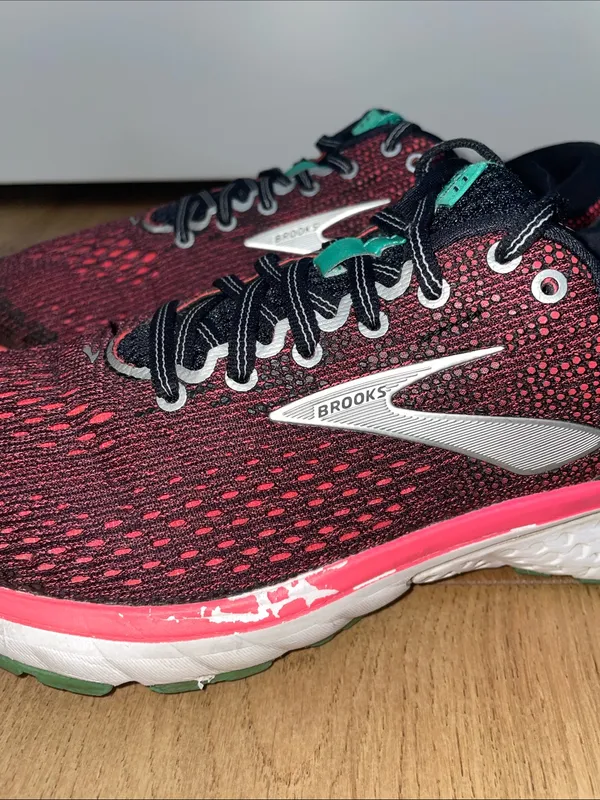 Brooks Ghost 11 Women's Running Sneakers Black & Pink with Teal Accents Size 8.5 - Image 12