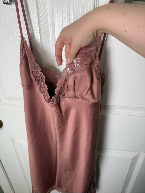 House of CB Nia Rose Pink Satin & Lace Slip Dress M - Image 5