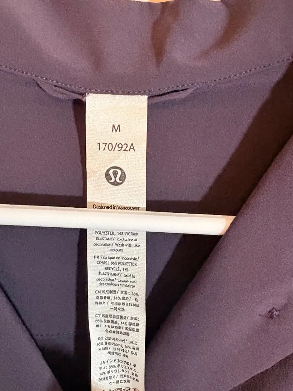 Lululemon Button-Down Shirt. NWT SZ Medium Atmospheric Purple - Image 3