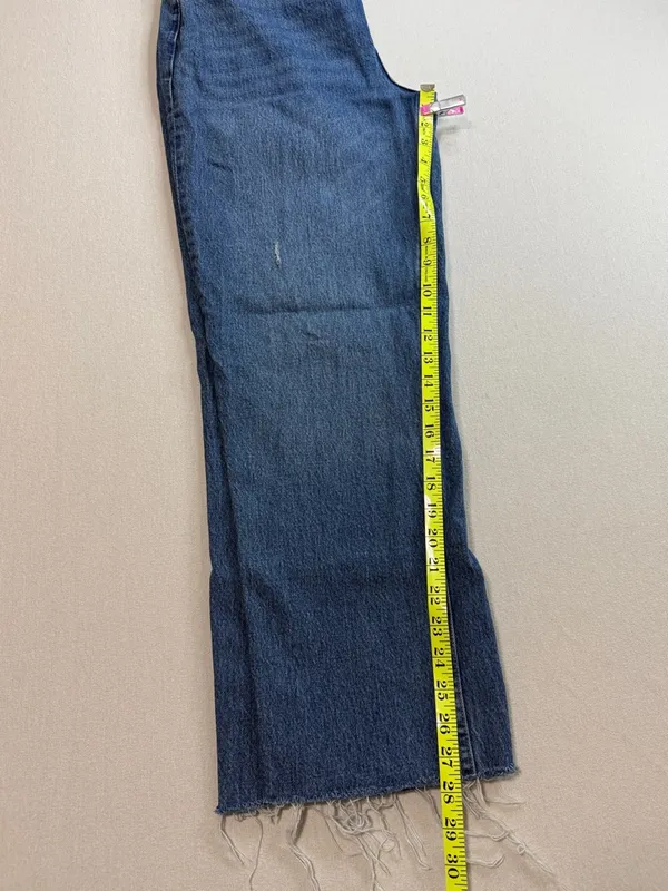 Abercrombie & Fitch Women's Straight-Leg Jeans in Classic Blue Denim - Image 7