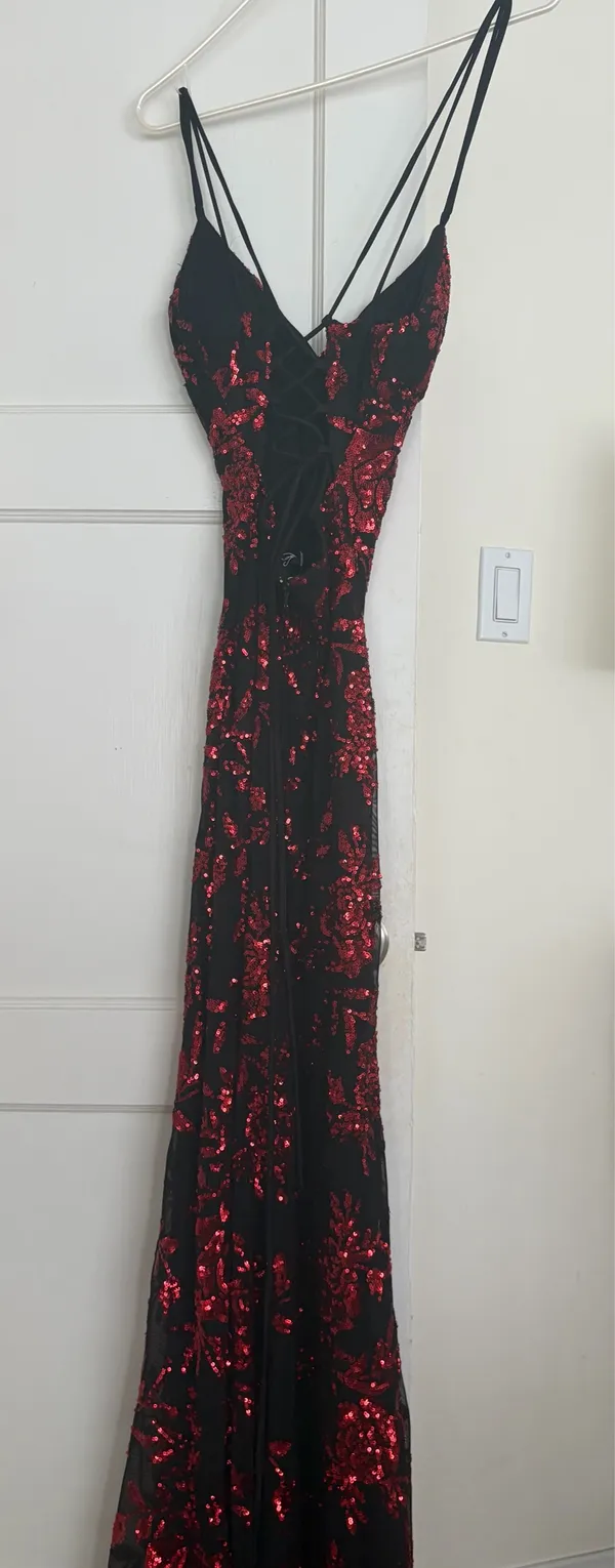 Windsor Angela Floral Sequin Dress - Image 5