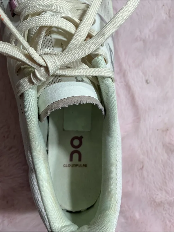 On Running Cloudpulse Women's Sneaker — Light Pink, Mint & White 157 - Image 6