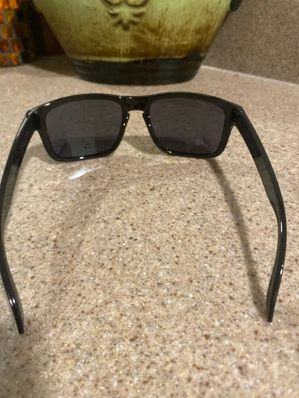 Men’s Oakley Holbrook Black XL - Image 3