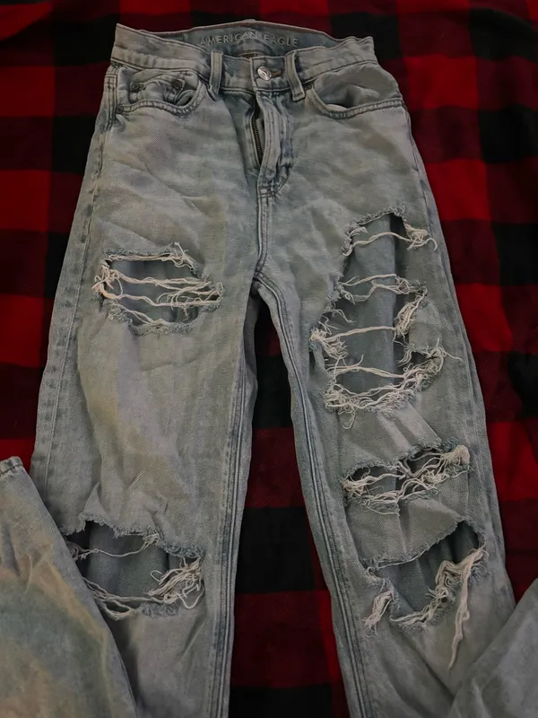 American Eagle Jeans - Image 2