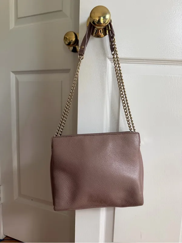 Kate Spade New York Taupe Mauve Pebbled Cow Leather Gold Chain Shoulder Bag - Image 2