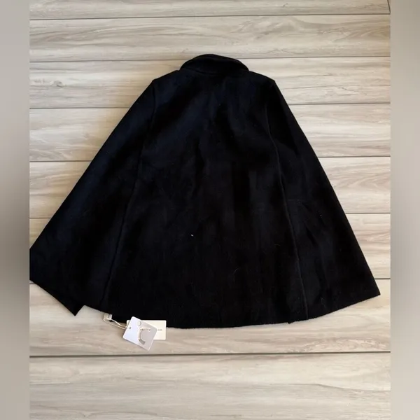Commense Cape Coat with Gold Buttons Black Medium NWT IN PACKAGE - Image 6