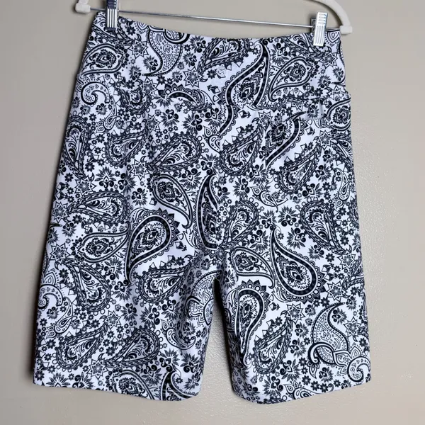 G GRADUAL Biker Shorts Women Large Black Paisley Pockets Yoga Activewear Workout - Image 4