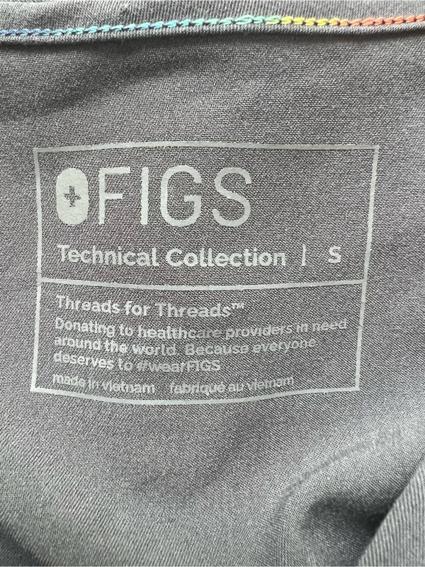 FIGS Technical Collection Charcoal Grey Chisec One-Pocket V-Neck Scrub Top Small - Image 4