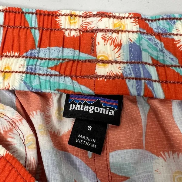 Patagonia Floral Micro Shorts Size Small - Image 3
