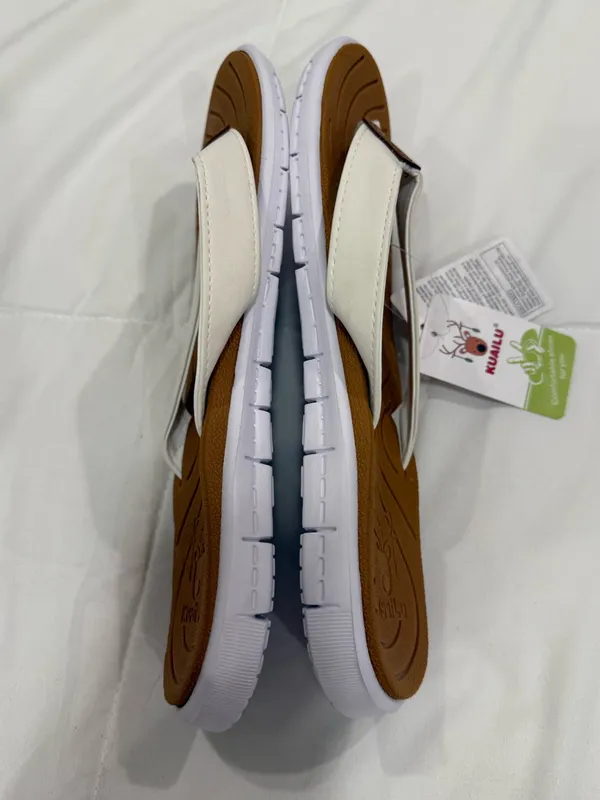 NWT KuaiLu Arch Support Flip Flops White Strap Brown Yoga Mat Sandal Size 10 - Image 3