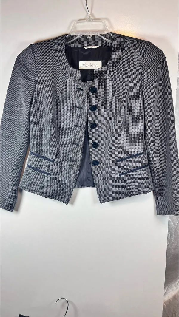 Max Mara 2 Skirt High-Rise Wool Pencil - Image 2
