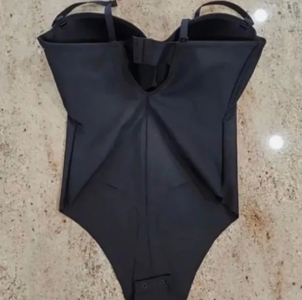 SKIMS Body Contour Bodysuit S - Image 4