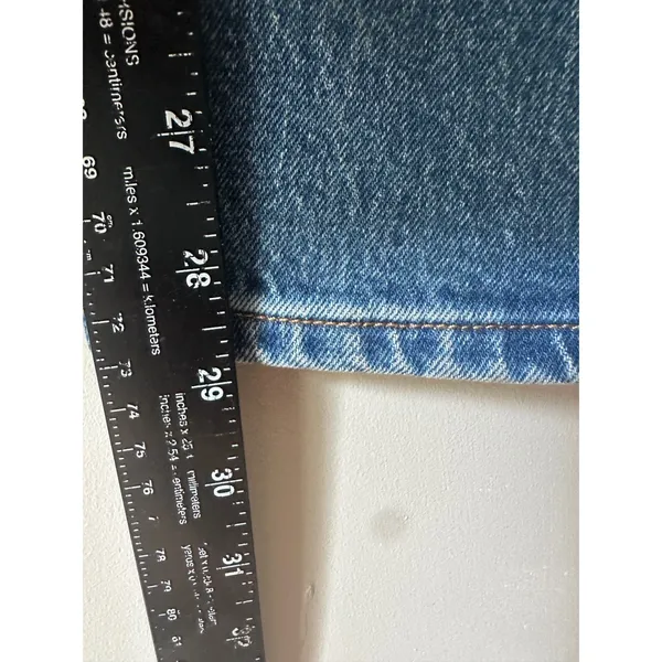 Levis Premium 501 Skinny Distressed Jeans Medium Wash Button Fly Women 26 - Image 10