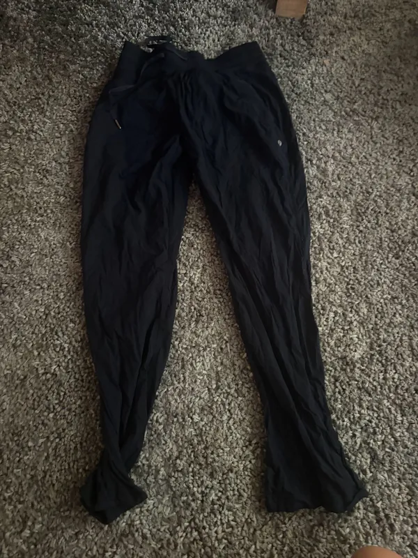 Lululemon Dance Pants Size 8 - Image 2