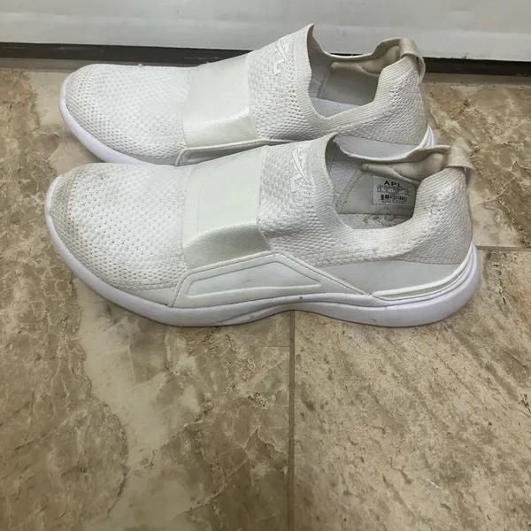 APL Athletic Shoes Techloom Bliss Slip On 7.5 - Image 4