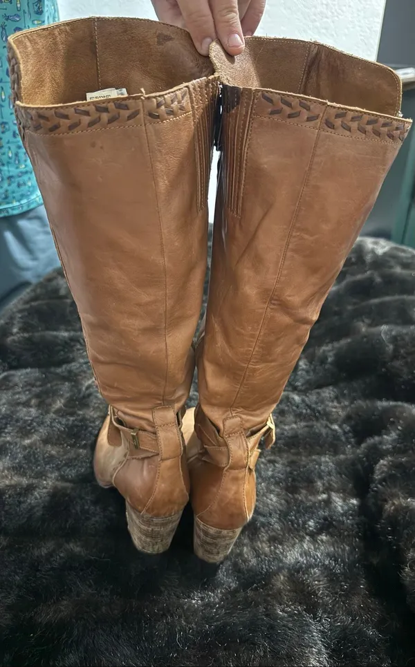 UGG Claudine Brown Leather Knee High Heeled Boots sz 11 equestrian riding - Image 3