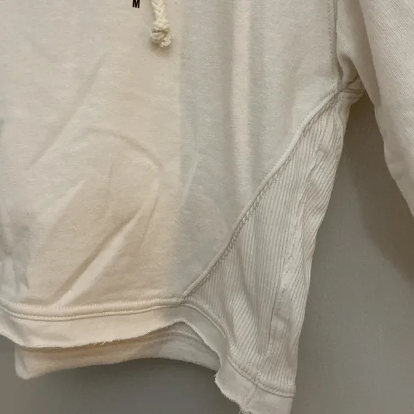 American Eagle Outfitters women’s New! Ivory cropped hoodie/sweatshirt size M - Image 4