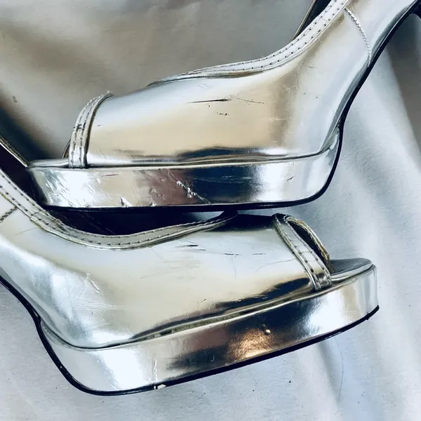 Colin Stuart Silver Peep Toe Pumps - Image 10