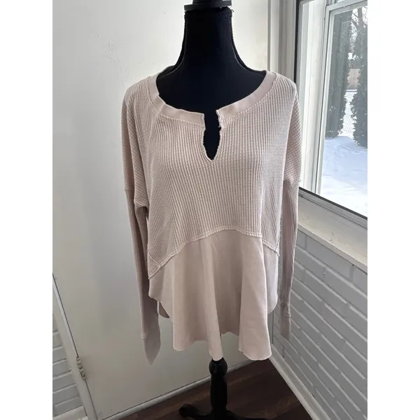 We The Free Monterey Thermal Henley Top Medium‎ boho layered cabincore travel - Image 2