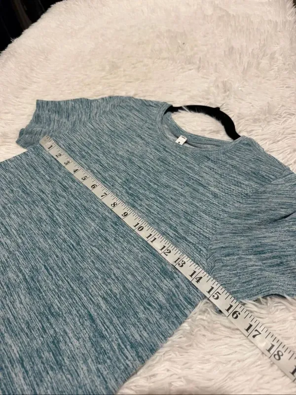 Athleta In Motion Tee in Heather Blue XS - Image 3