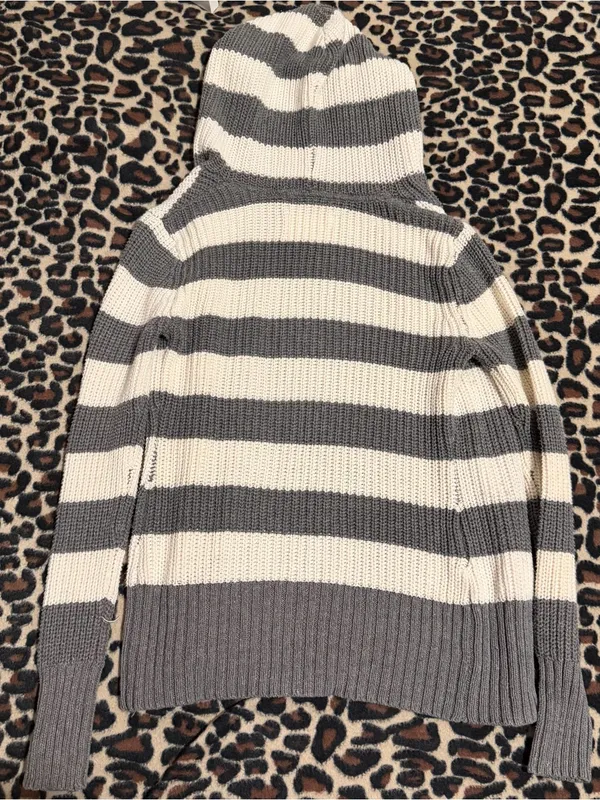 2000s vintage style 2011 aeropostale gray and white striped hooded knit cardigan - Image 4