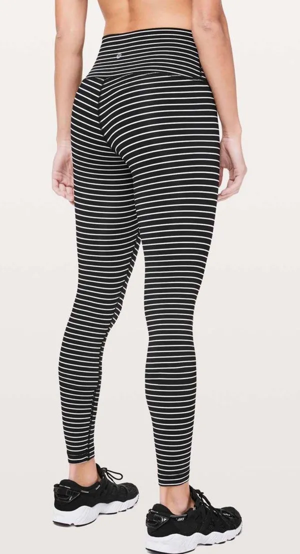 Wunder Under Leggings 28” - Image 2