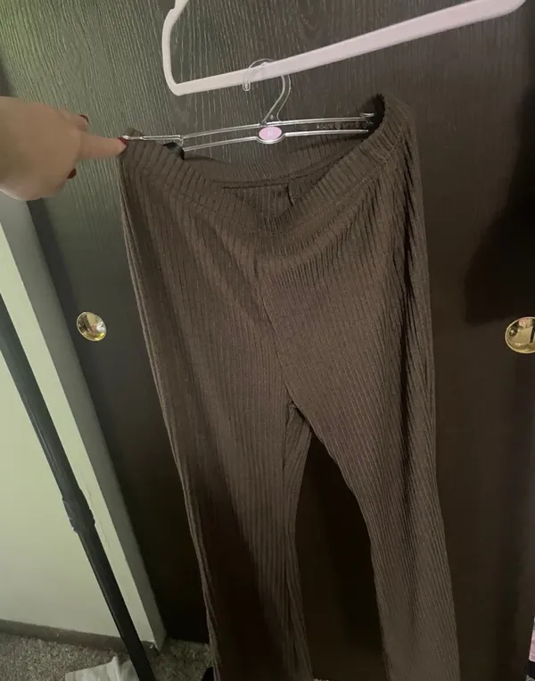 Women’s 2 piece brown loungewear size small - Image 5