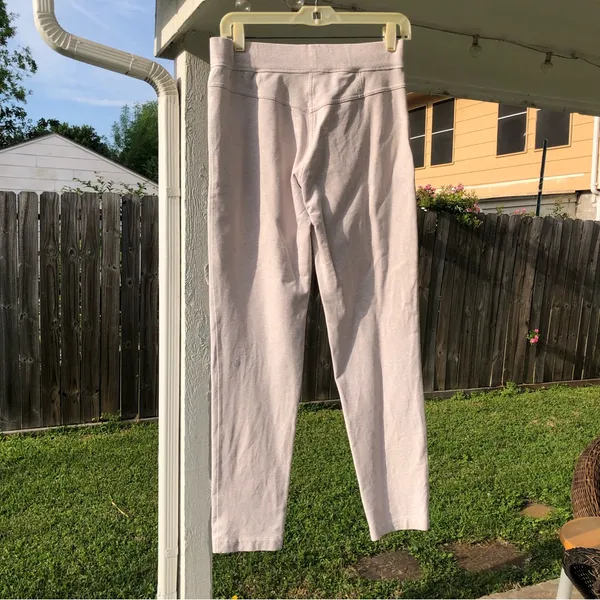 LuluLemon Sweat Pants with zip pockets 6 & Top Sz 4 - Image 4