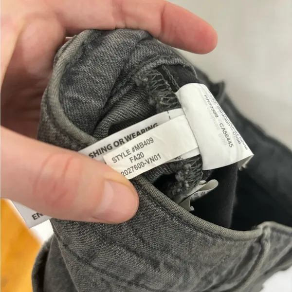 Madewell The Perfect Vintage Ankle Jean in Dennison Wash - Size 24 - Image 9