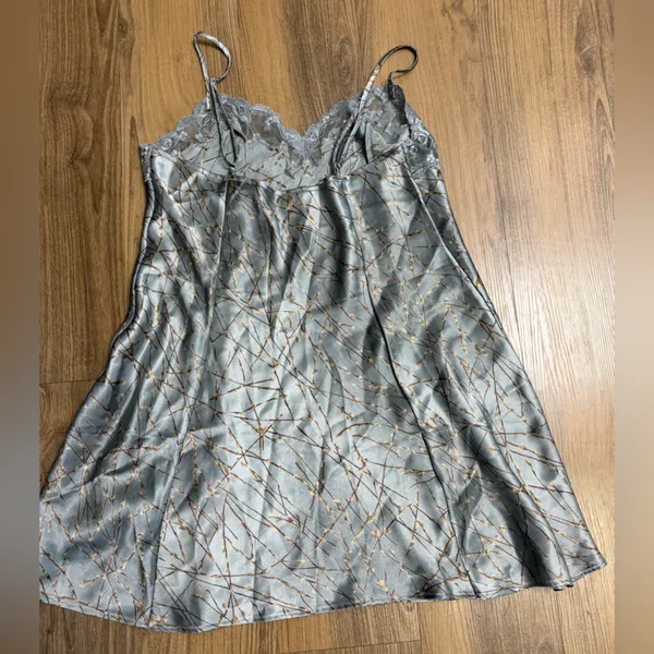 Victoria's Secret Gray Floral Lace Babydoll Slip Lingerie Teddy Dress Y2K‎ Fairy - Image 2