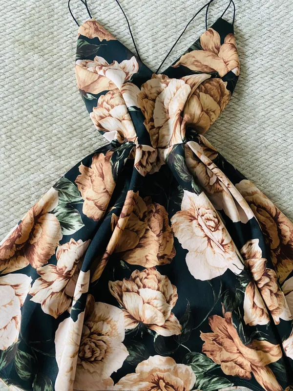 Q fashion Floral Dress - Image 2