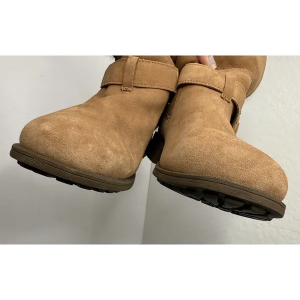 UGG BODIE Boots Suede Chestnut Women Size 9 Fold Over Warm Cozy Waterproof Girls - Image 9