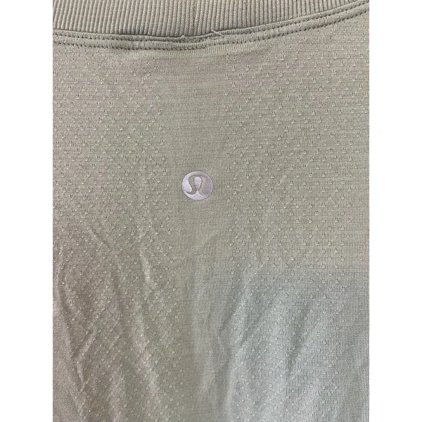 lululemon scuba light green t shirt - Image 4