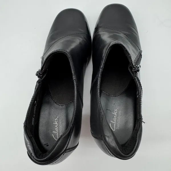 Clarks Bendables Booties Womens‎ 7M Black Leather Side Zip Block Heel Comfort - Image 6