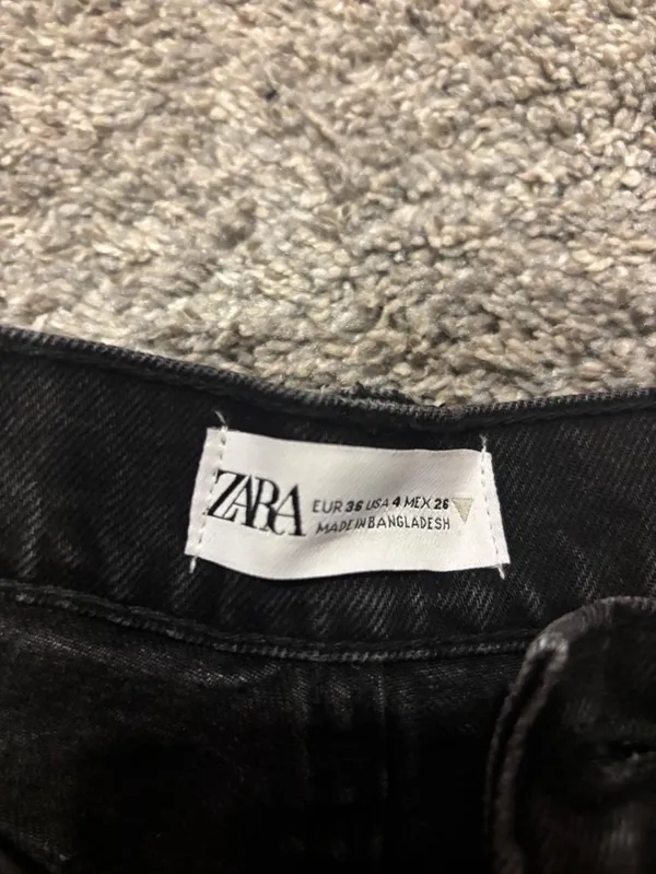 Zara black denim frayed shorts - Image 3