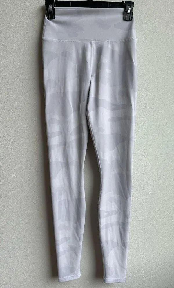 Alo Yoga Size XS High-Waist White Camo Vapor Legging Compresses Lift Preppy Fem - Image 3