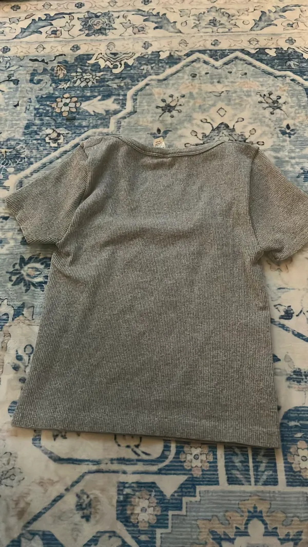 Grey square neck tee - Image 2