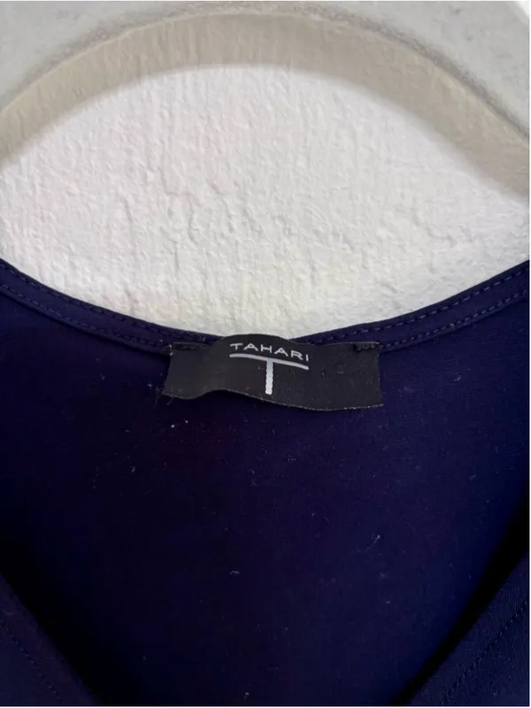 Women's Tahari Navy Ruffle Sleeve V-Neck Tee Size S - Image 3