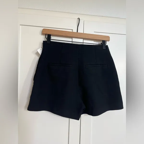 Babaton Black Tailored Mini Shorts - Image 4