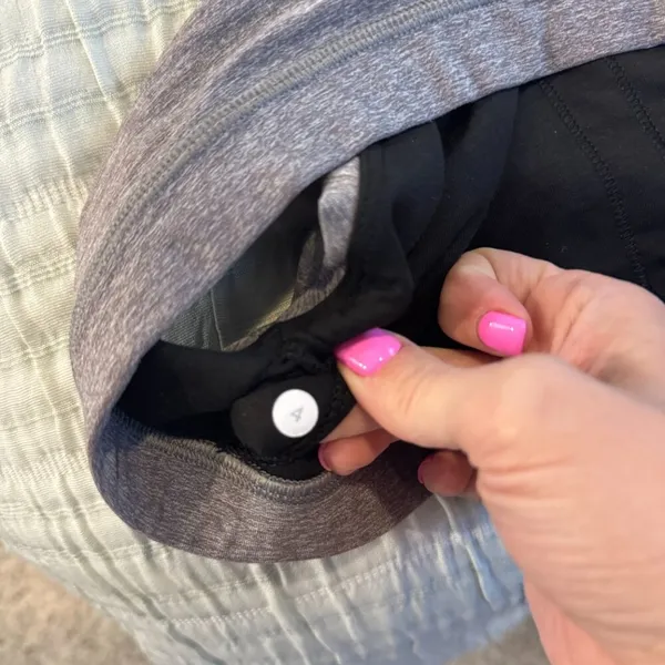 lululemon sports bra - Image 4