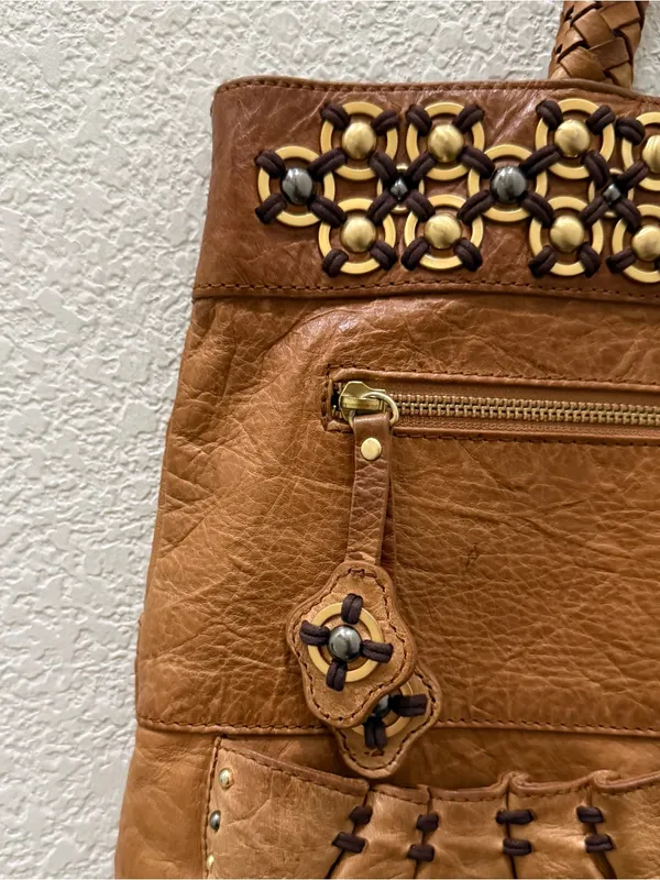 ISABELLA FIORE Brown Taj Mahal Charlize Fold-Over Messenger Pocket Tote Boho Bag - Image 10