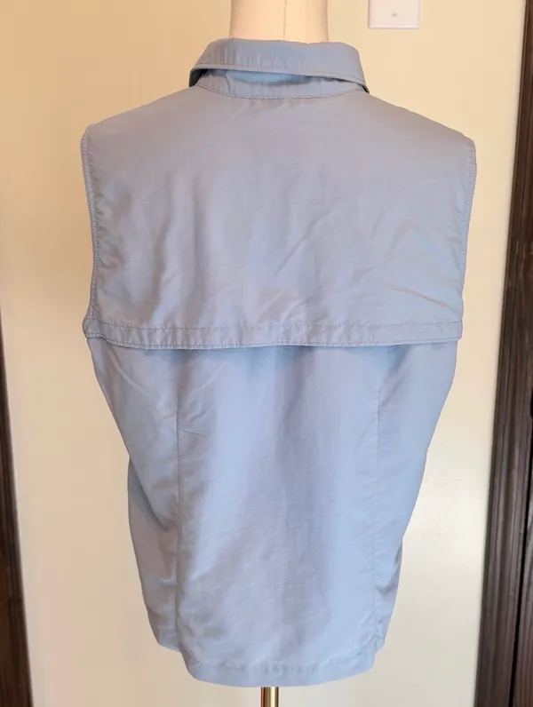 L. L. Bean light blue button down vest - Image 6