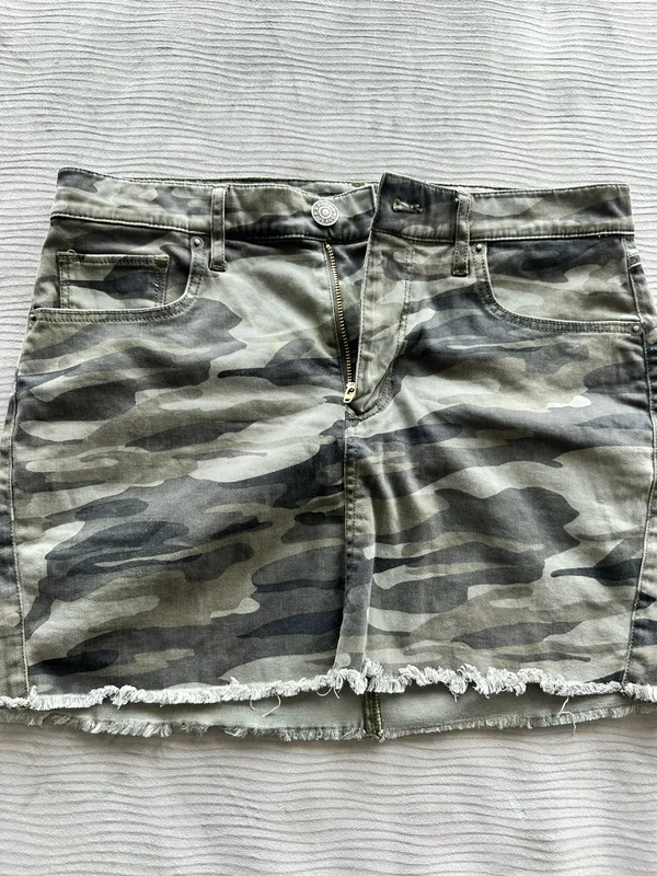 Express Camouflage Denim Mini Skirt - Image 2